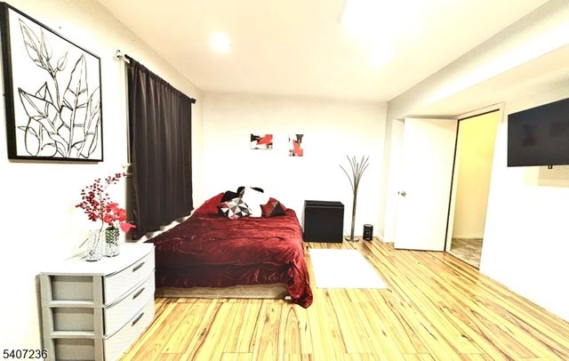 573 Dell Pl, Stanhope Boro, NJ 07874