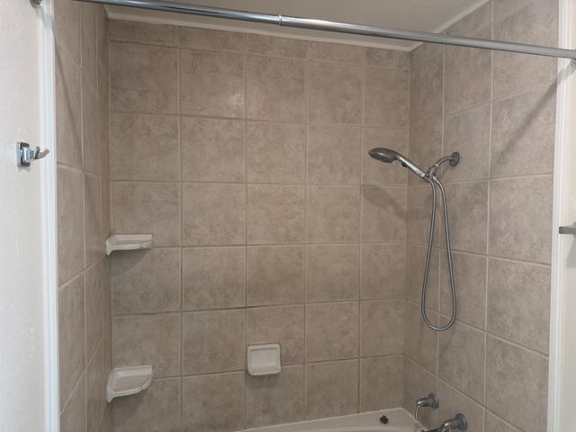 7518 Whisperwillow Dr, Sacramento, CA 95828