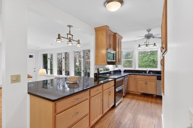 9 Wyeth Road, Hanover, NH 03755