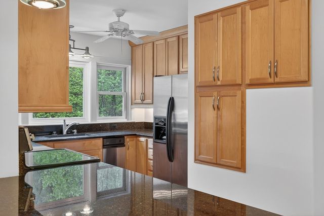 9 Wyeth Road, Hanover, NH 03755