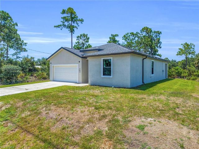 203 E 17th ST, Lehigh Acres, FL 33972