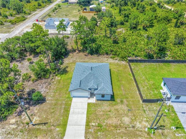 203 E 17th ST, Lehigh Acres, FL 33972