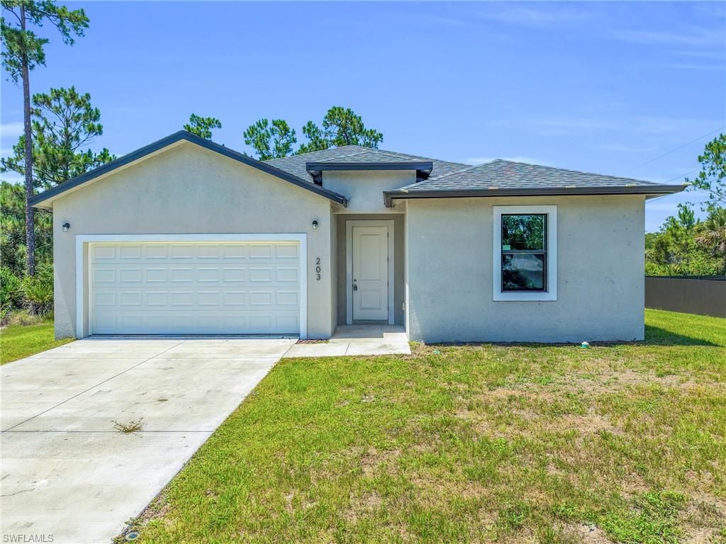 203 E 17th ST, Lehigh Acres, FL 33972