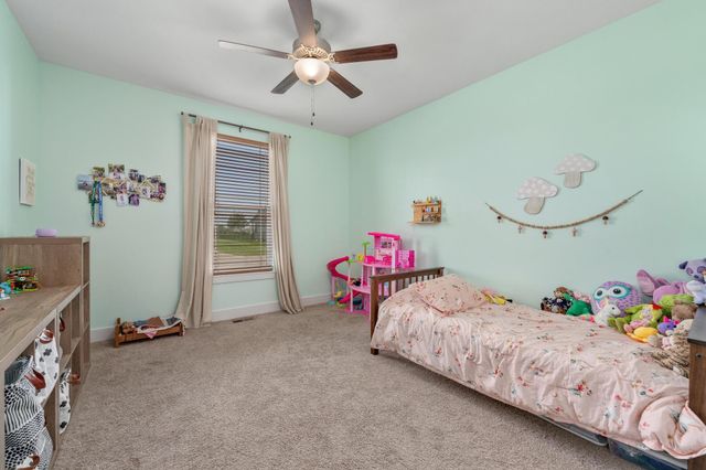 5104 N Colonial Ave, Bel Aire, KS 67226