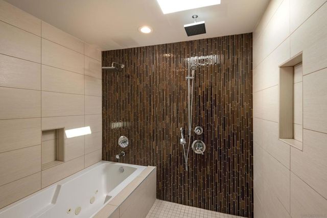 1122 Locust St, San Diego, CA 92106