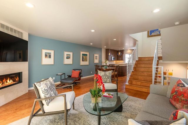 1122 Locust St, San Diego, CA 92106