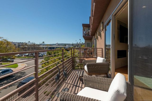 1122 Locust St, San Diego, CA 92106