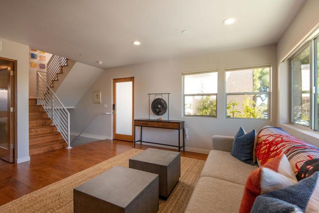 1122 Locust St, San Diego, CA 92106