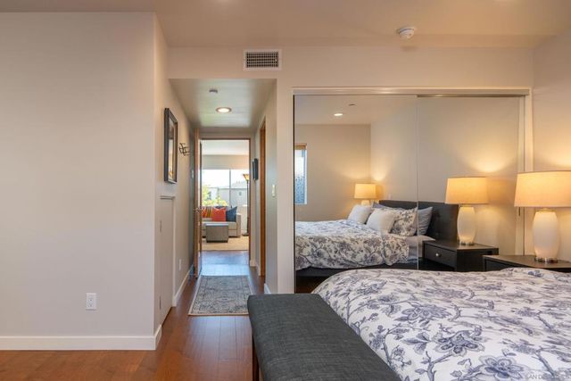 1122 Locust St, San Diego, CA 92106