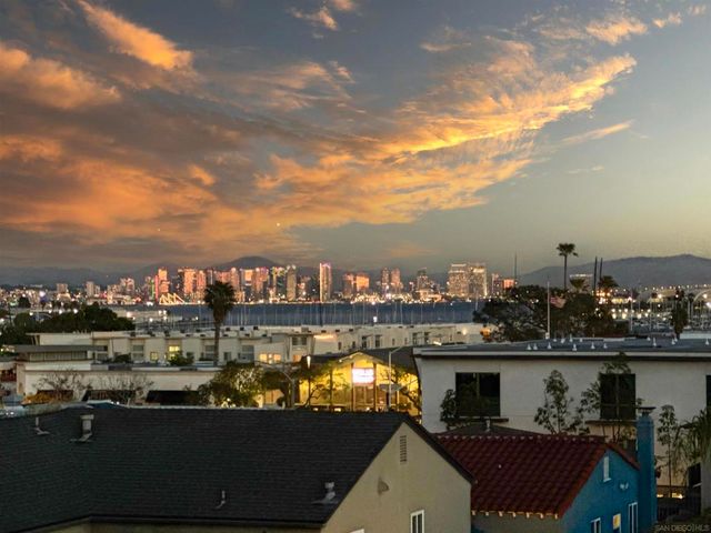 1122 Locust St, San Diego, CA 92106