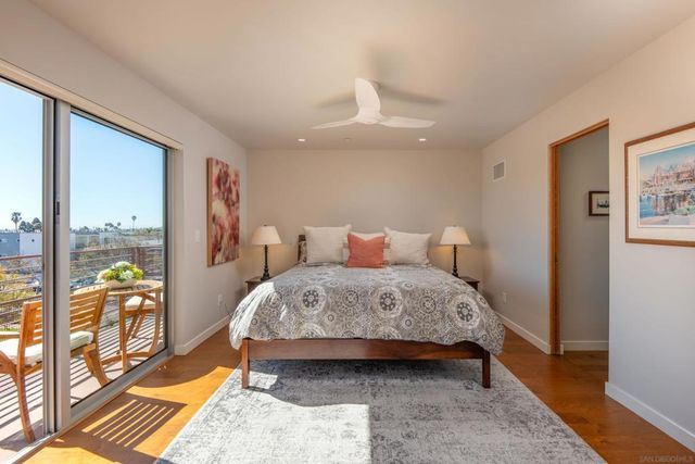 1122 Locust St, San Diego, CA 92106