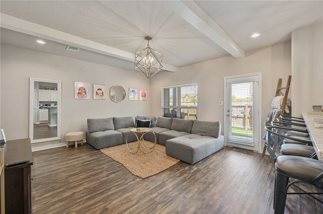 501 Hayes Lane, College Station, TX 77845