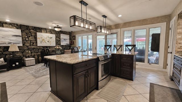 8332 COUNTRYWOOD FWY, Memphis, TN 38016