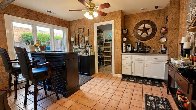 8332 COUNTRYWOOD FWY, Memphis, TN 38016