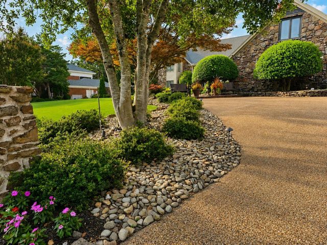 8332 COUNTRYWOOD FWY, Memphis, TN 38016