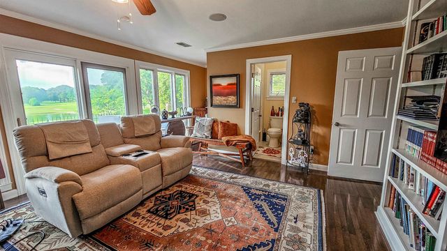 8332 COUNTRYWOOD FWY, Memphis, TN 38016