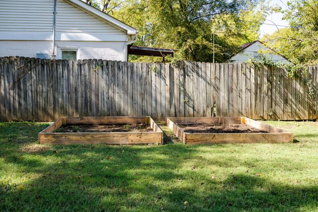 304 Edith Ave, Nashville, TN 37207