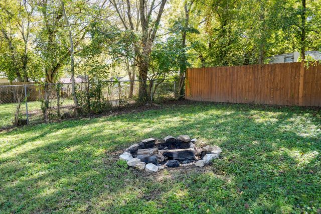 304 Edith Ave, Nashville, TN 37207