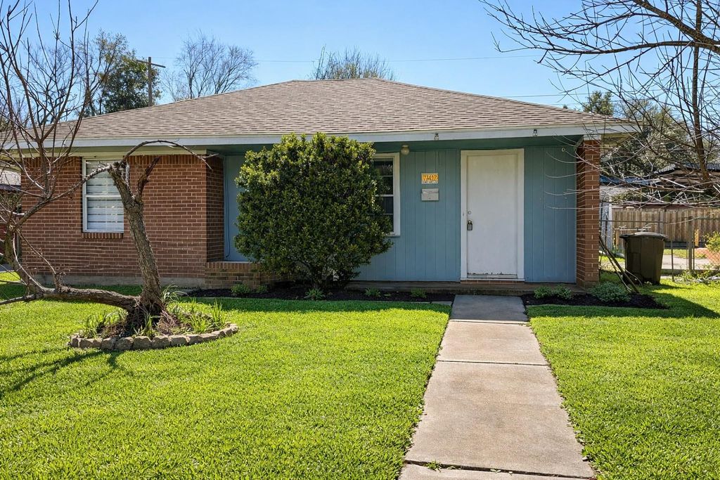 10502 Ambursen Street, Houston, TX 77034