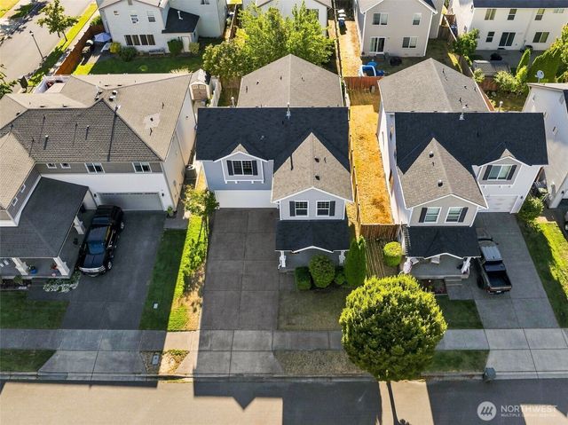 1933 Chaffee Avenue, Dupont, WA 98327