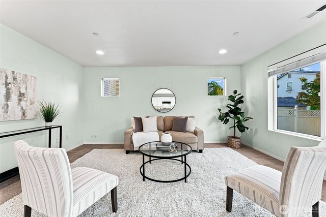 1933 Chaffee Avenue, Dupont, WA 98327