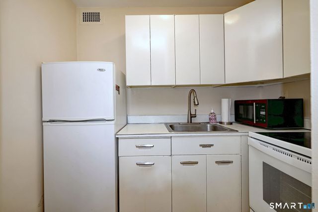 100 York Street 5G, New Haven, CT 06511