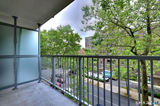 100 York Street 5G, New Haven, CT 06511