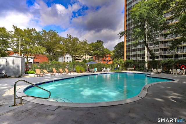 100 York Street 5G, New Haven, CT 06511