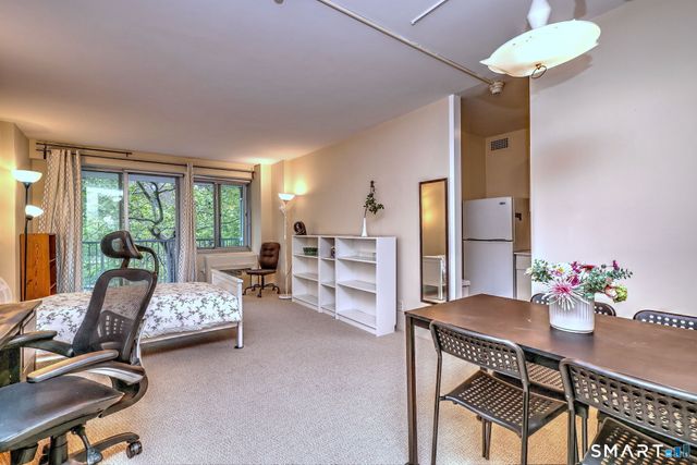 100 York Street 5G, New Haven, CT 06511