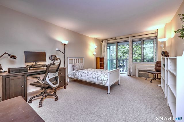 100 York Street 5G, New Haven, CT 06511