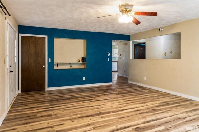1519 S Willman Road, Hartford City, IN 47348
