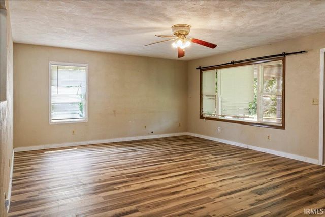 1519 S Willman Road, Hartford City, IN 47348