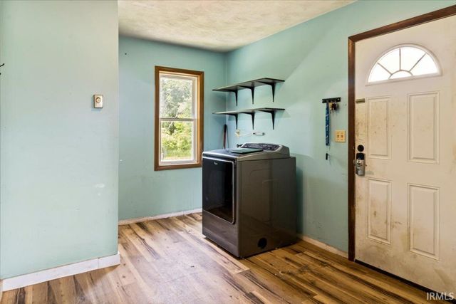 1519 S Willman Road, Hartford City, IN 47348
