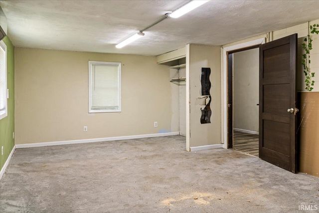 1519 S Willman Road, Hartford City, IN 47348