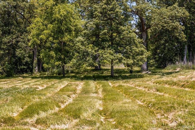 1519 S Willman Road, Hartford City, IN 47348