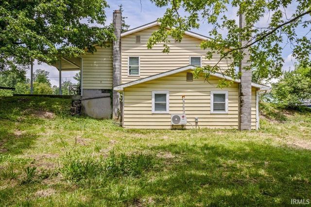 1519 S Willman Road, Hartford City, IN 47348