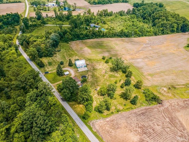 1519 S Willman Road, Hartford City, IN 47348