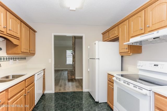 533 MAJESTIC WOOD Drive, Fleming Island, FL 32003