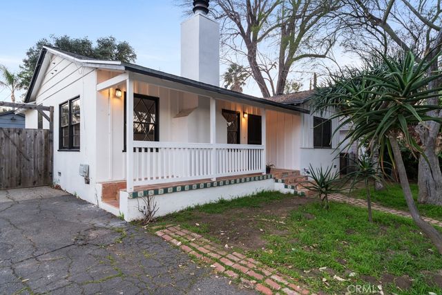 22050 Ybarra, Woodland Hills, CA 91364