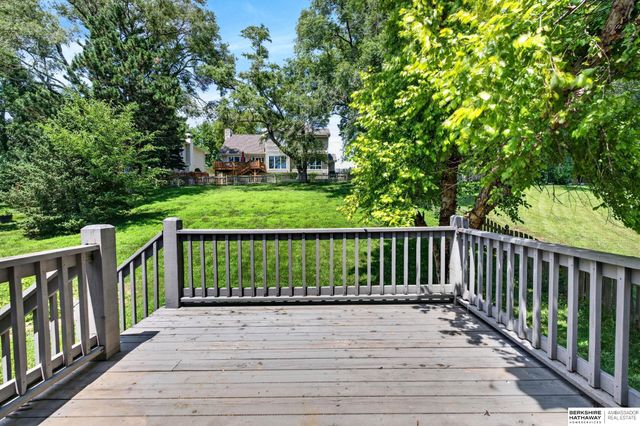 2606 Blackhawk Drive, Bellevue, NE 68123