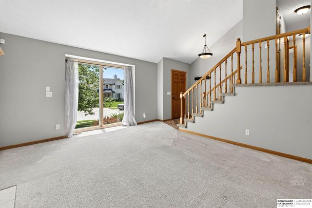 2606 Blackhawk Drive, Bellevue, NE 68123
