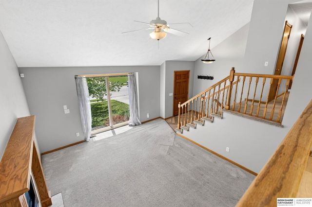 2606 Blackhawk Drive, Bellevue, NE 68123