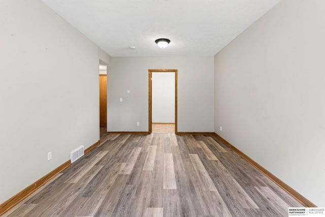 2606 Blackhawk Drive, Bellevue, NE 68123