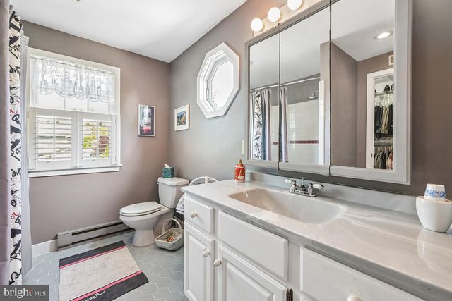 147 HAWTHORNE AVE, Haddonfield, NJ 08033