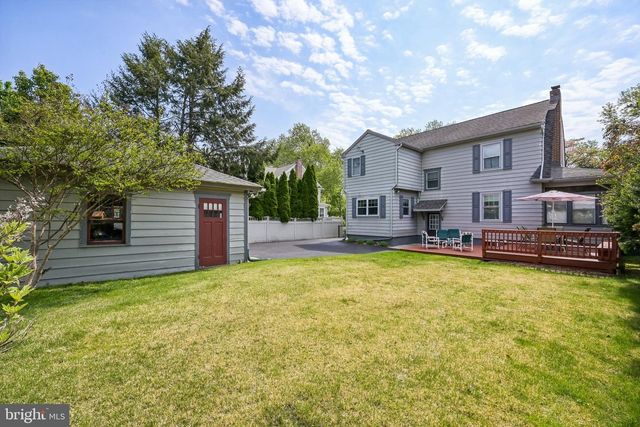 147 HAWTHORNE AVE, Haddonfield, NJ 08033