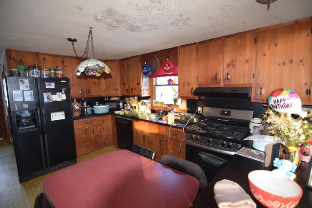 26 Mountain View Road, Lempster, NH 03605