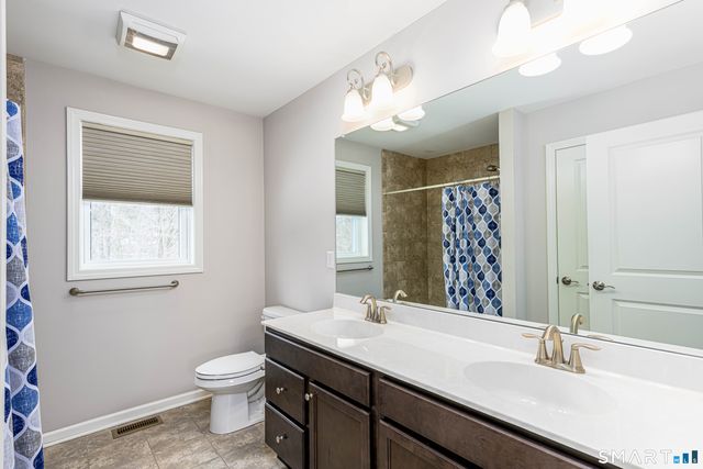 2 Farmington Drive, North Branford, CT 06472