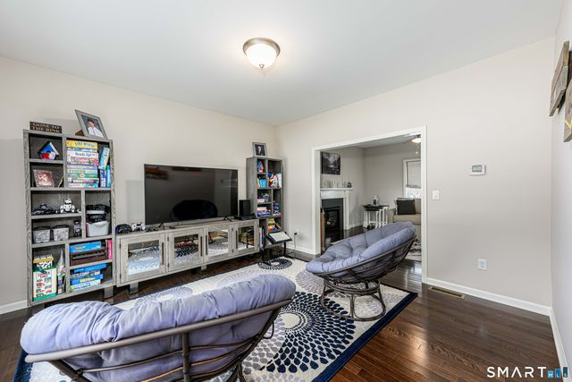 2 Farmington Drive, North Branford, CT 06472