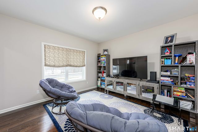 2 Farmington Drive, North Branford, CT 06472