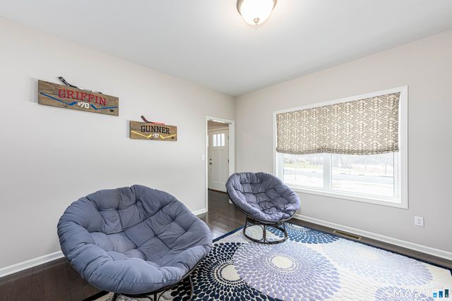 2 Farmington Drive, North Branford, CT 06472